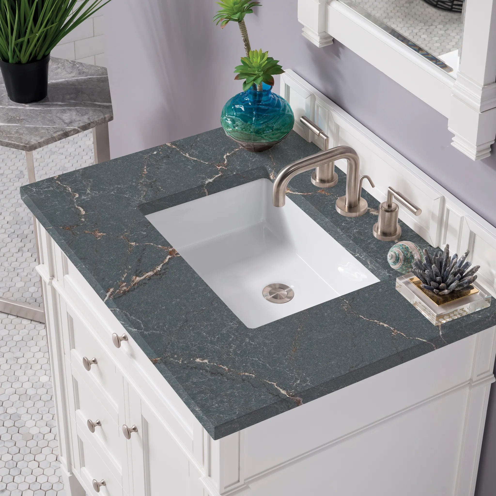 30" Brittany Single Vanity in Bright White-Parisien Bleu Silestone-8" Widespread image 4