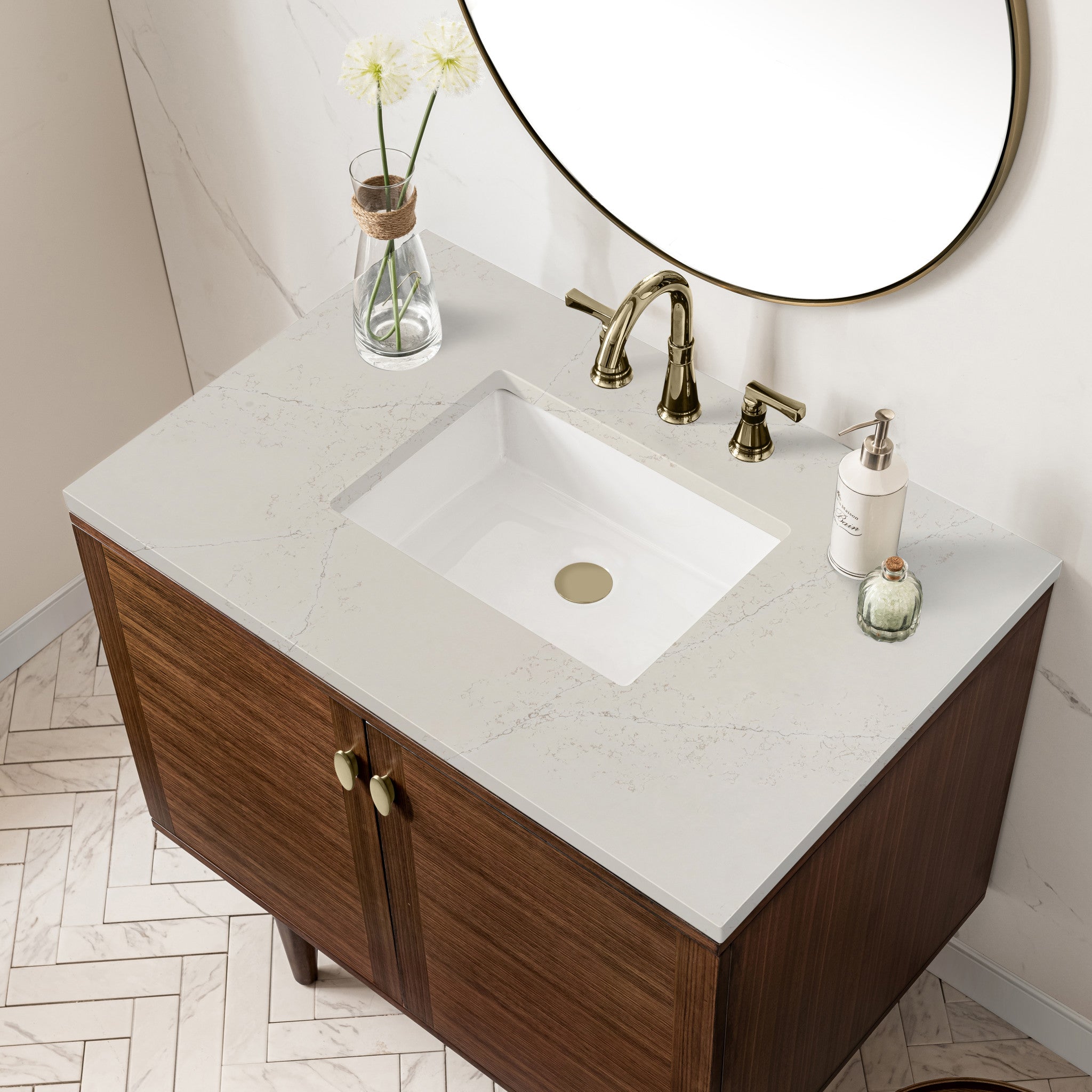 36-amberly-single-vanity-in-mid-century-walnut-by-james-martin-vanities-siberian-silestone image 17
