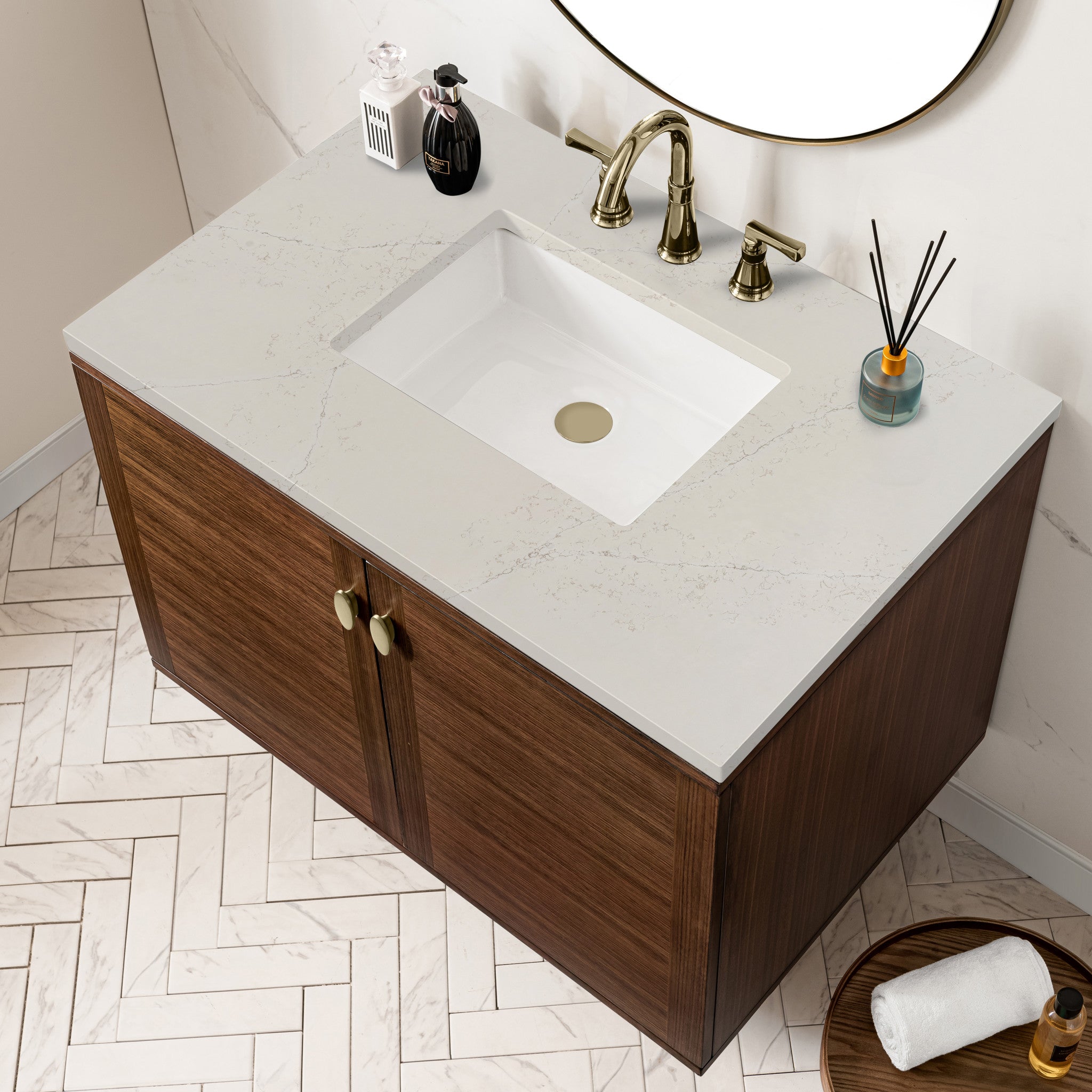 36-amberly-single-vanity-in-mid-century-walnut-by-james-martin-vanities-siberian-silestone image 18
