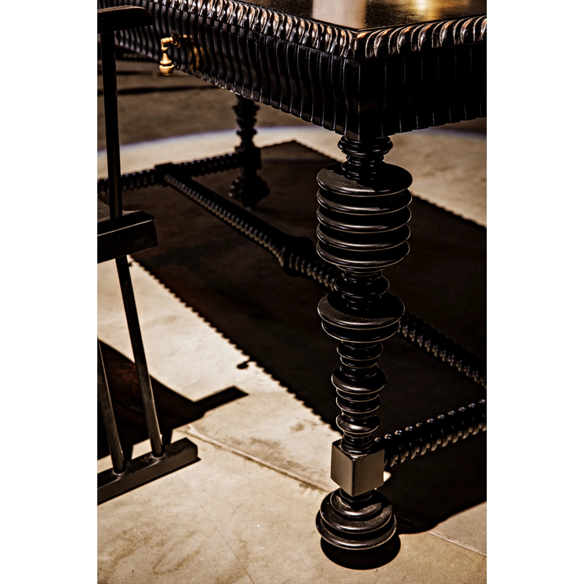 Noir Portuguese Writing Desk - Thumbnail 5