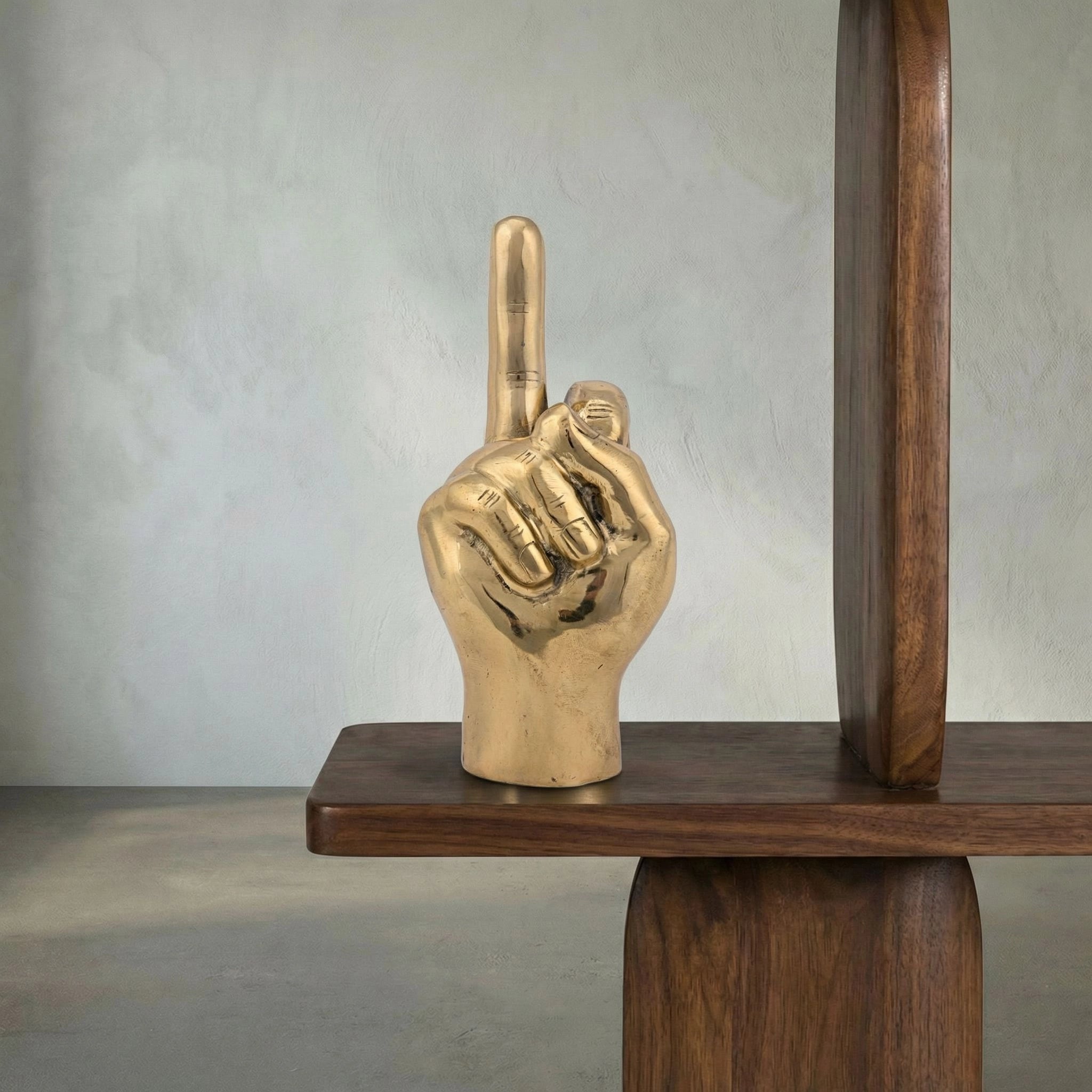 The Finger In Antique Brass By Noir Ab 1A Br 5