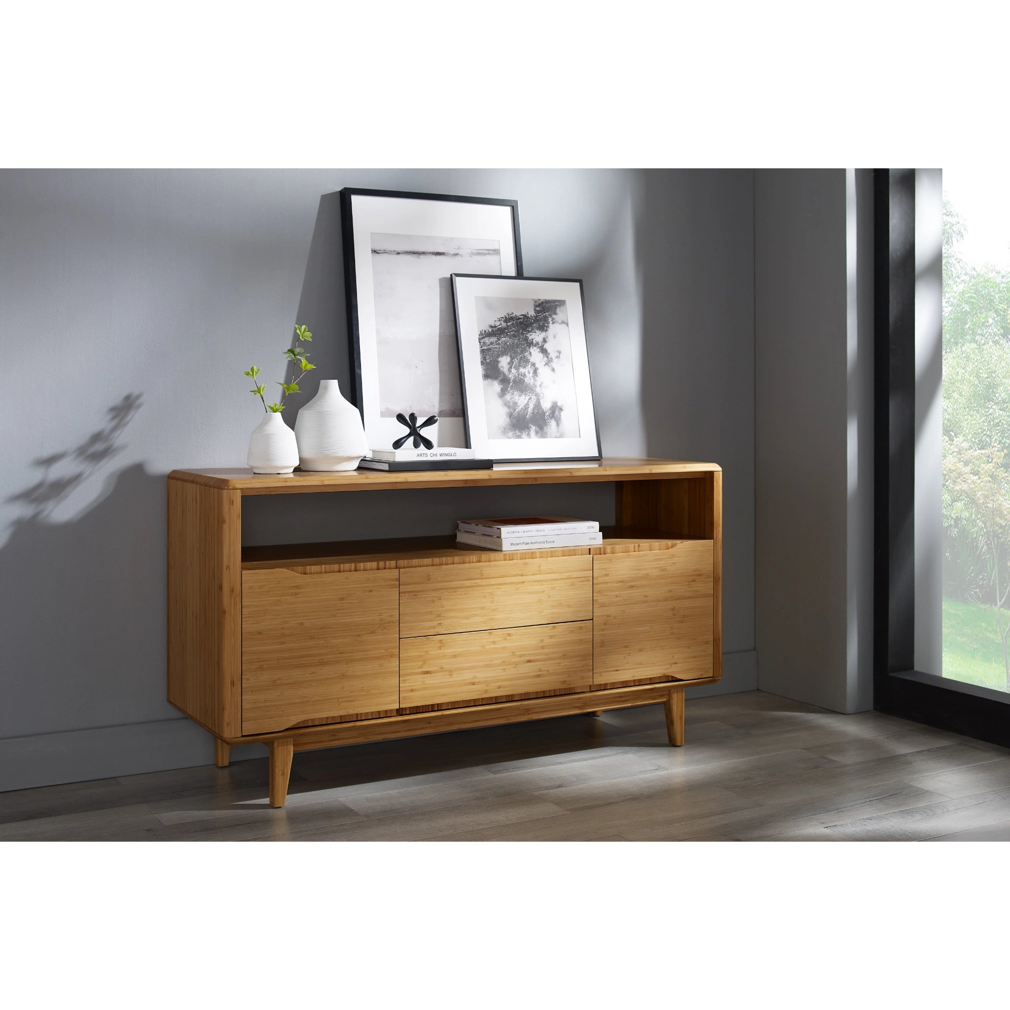 Greenington Currant Media Table